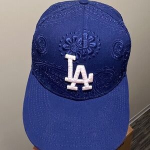 LA Dodgers Blue fitted hat new era cap swirl stitching bandana hat